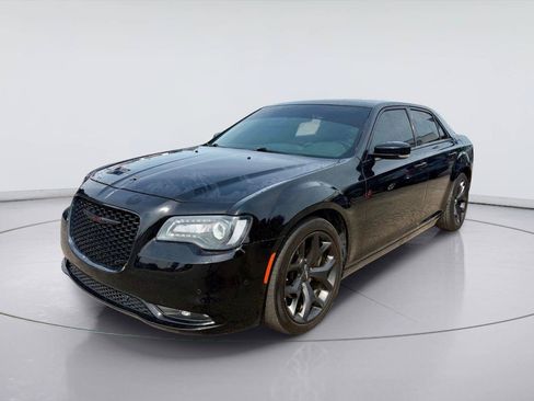 Used 2022 Chrysler 300 S RWD image 8