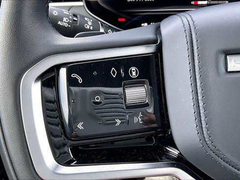 Certified 2025 Land Rover Range Rover Sport SE image 20