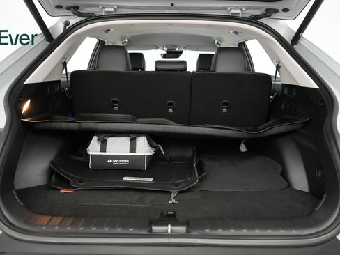 Used 2023 Hyundai Ioniq 5 SEL image 8