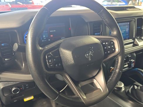Used 2022 Ford Bronco Black Diamond AWD/4WD image 6
