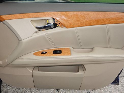 Used 2007 Toyota Avalon Limited FWD image 23