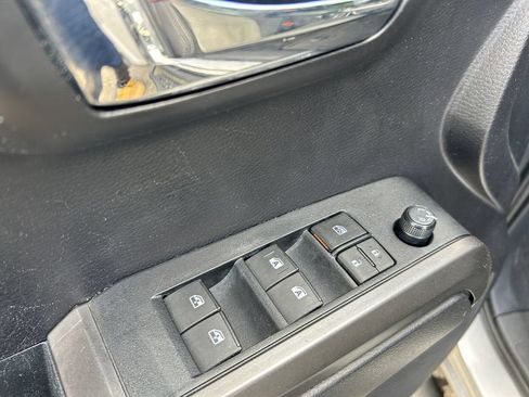 Used 2020 Toyota Tacoma TRD Off-Road w/ Technology Package AWD/4WD image 21