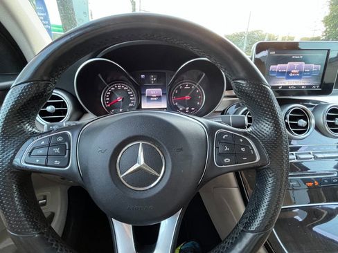 Used 2017 Mercedes-Benz GLC 300 4MATIC w/ Premium 1 Package image 14