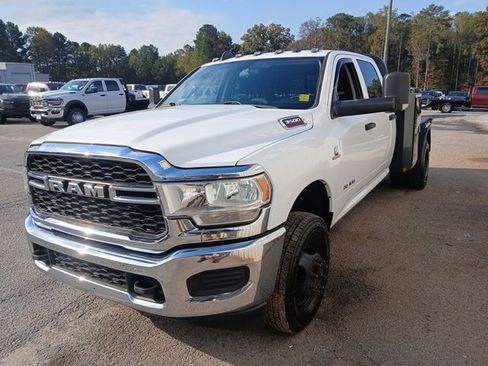 Used 2020 RAM 3500 Tradesman image 10