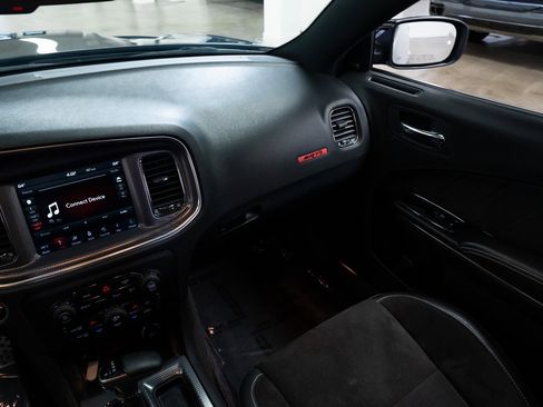 Used 2018 Dodge Charger SRT Hellcat image 11
