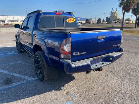 Used 2014 Toyota Tacoma PreRunner image 5