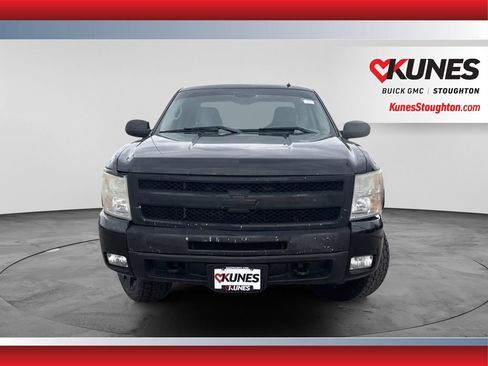 Used 2009 Chevrolet Silverado 1500 LT w/ Power Pack Plus AWD/4WD image 2