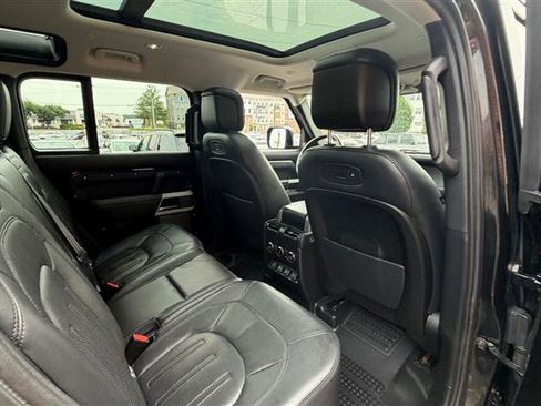 Used 2020 Land Rover Defender 110 HSE AWD/4WD image 15