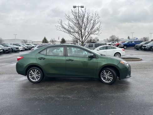 Used 2014 Toyota Corolla LE image 11