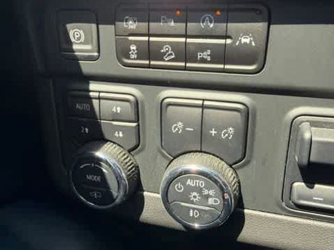 Used 2025 Chevrolet Suburban RST w/ RST Capability Package AWD/4WD image 19