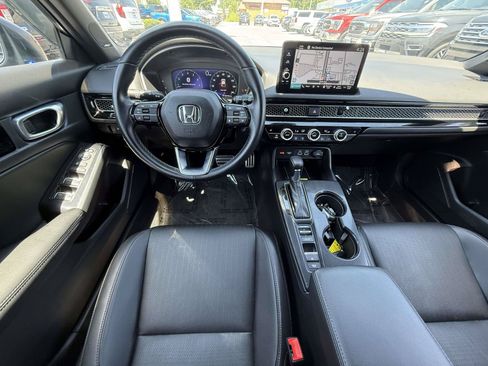Used 2023 Honda Civic Sport Touring image 7