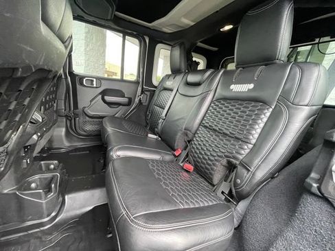 Used 2018 Jeep Wrangler Unlimited Rubicon AWD/4WD image 26