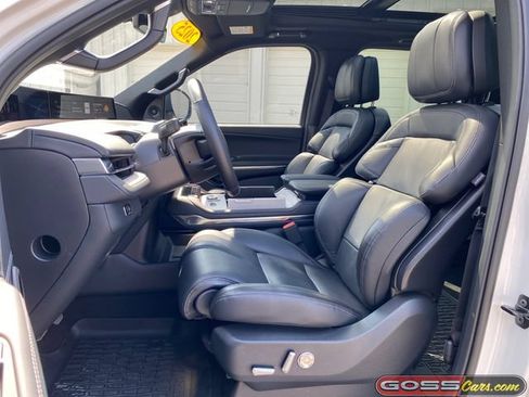 Used 2025 Lincoln Navigator Reserve w/ Jet Appearance Package AWD/4WD image 27