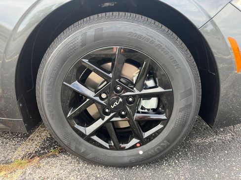 New 2026 Kia K5 LXS image 11