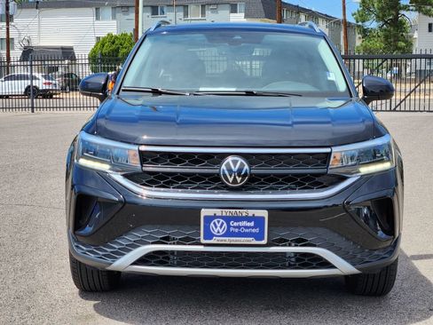 Certified 2024 Volkswagen Taos SE AWD/4WD image 2