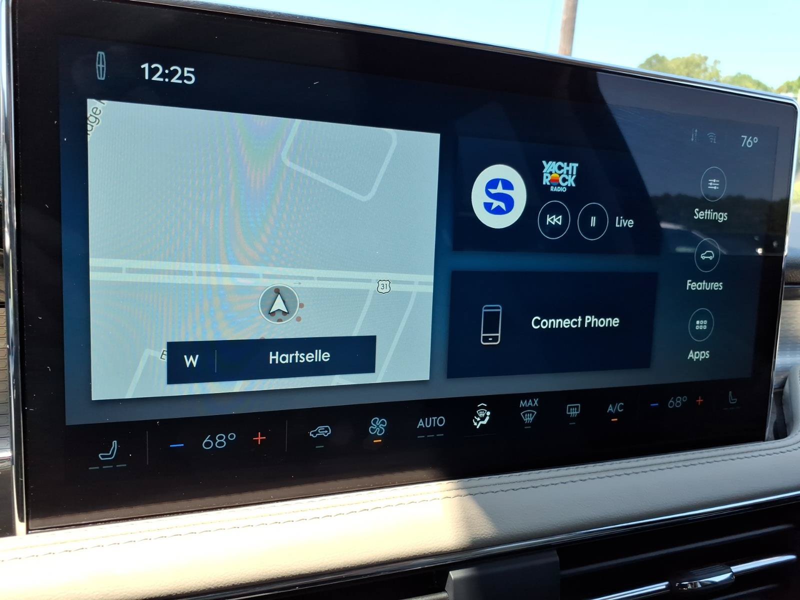 Used 2025 Lincoln Corsair AWD image 16