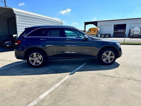 Used 2020 Mercedes-Benz GLC 300 4MATIC image 29