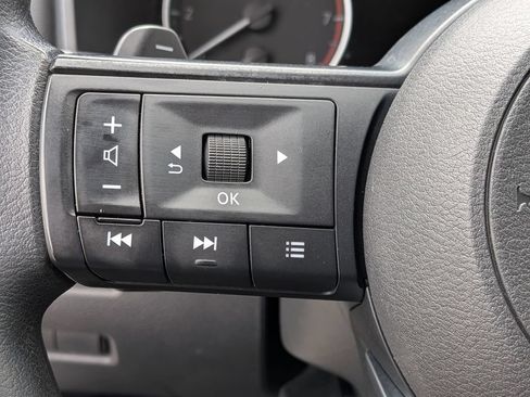 Certified 2023 Nissan Rogue S FWD image 16