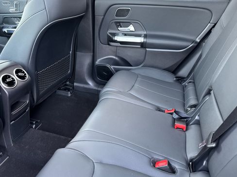 Used 2025 Mercedes-Benz EQB 300 EQB 300 image 12