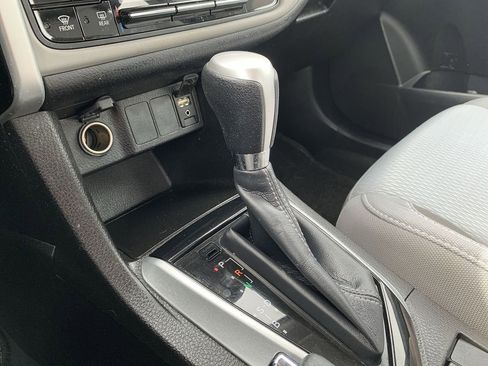Used 2017 Toyota Corolla LE FWD image 23