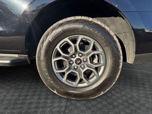 Certified 2025 Ford Expedition Active image 19