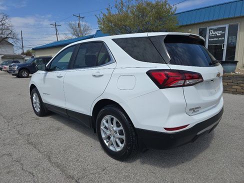 Used 2023 Chevrolet Equinox LT AWD/4WD image 3