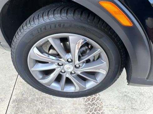 Used 2020 Buick Encore GX Essence w/ Experience Buick Package AWD/4WD image 37