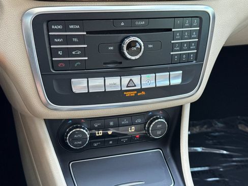 Certified 2019 Mercedes-Benz GLA 250 image 19