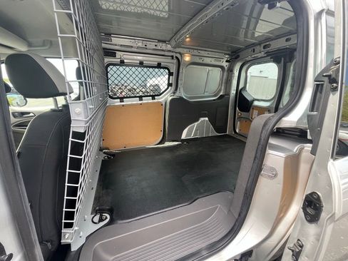 Used 2019 Ford Transit Connect XLT FWD image 20