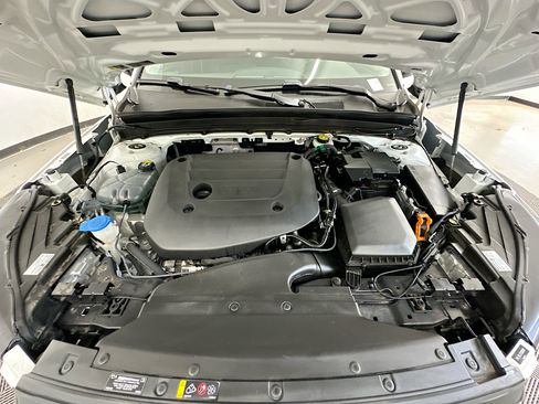 Used 2023 Volvo XC40 B5 Plus w/ Protection Package image 36