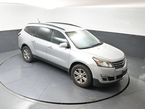Used 2015 Chevrolet Traverse LT FWD image 14