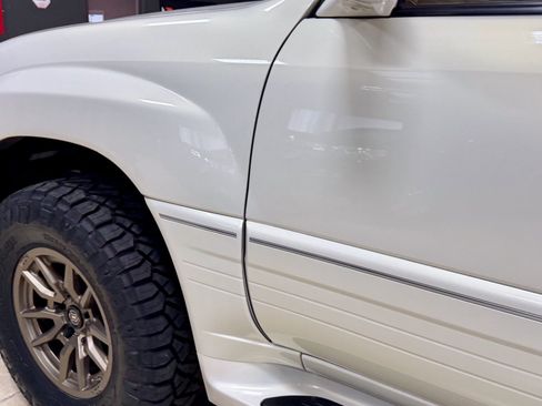 Used 2000 Lexus LX 470 4WD image 23