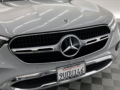 Certified 2025 Mercedes-Benz GLC 350e 4MATIC image 31
