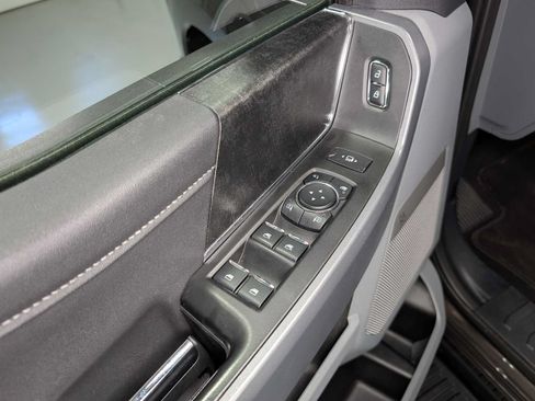Used 2024 Ford F250 XLT w/ XLT Premium Package AWD/4WD image 41