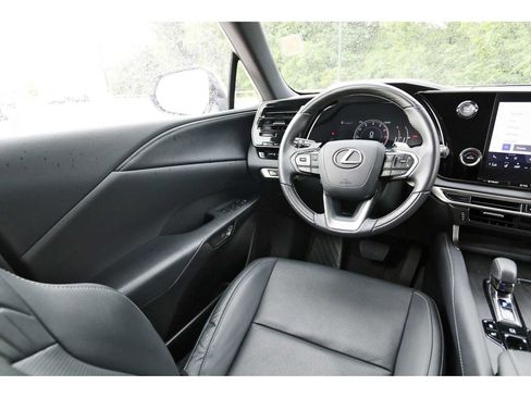Used 2023 Lexus RX 350 Premium w/ Cold Area Package AWD/4WD image 6