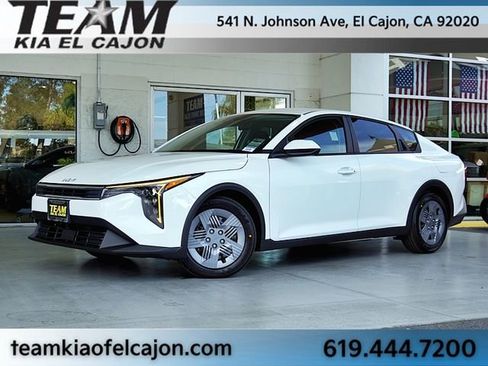 New 2026 Kia K4 LX image 2