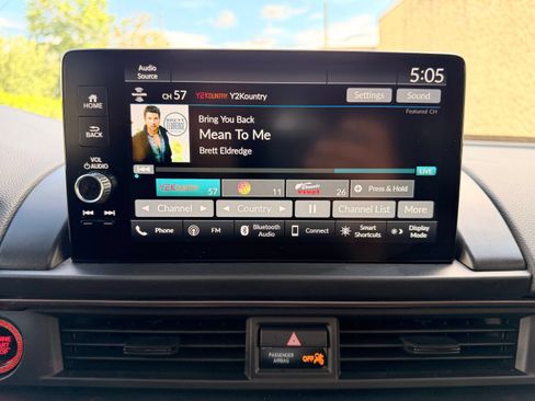 Used 2025 Honda Pilot TrailSport image 35