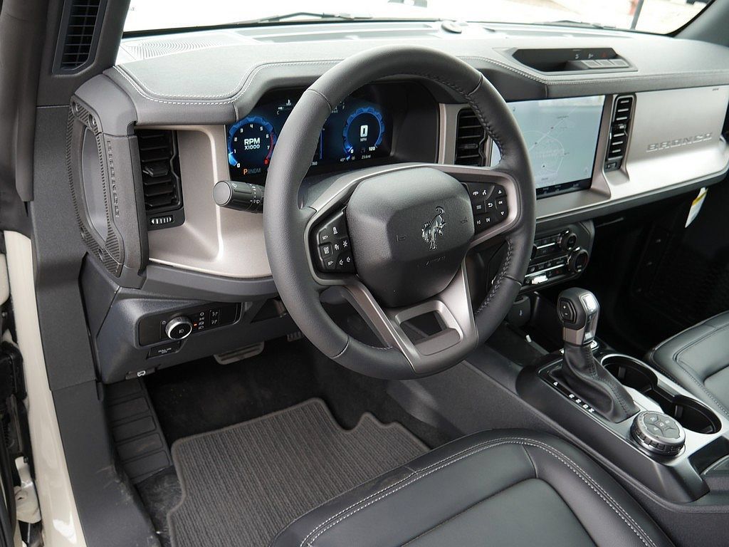 New 2026 Ford Bronco Outer Banks AWD/4WD image 11