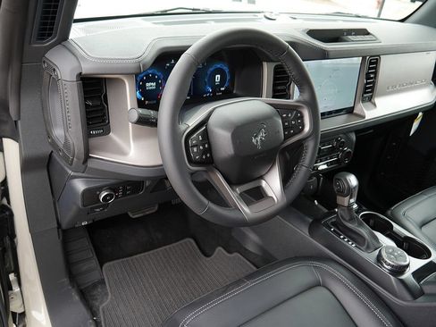 New 2026 Ford Bronco Outer Banks AWD/4WD image 11