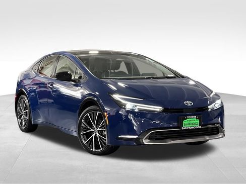 Certified 2023 Toyota Prius XLE FWD image 7