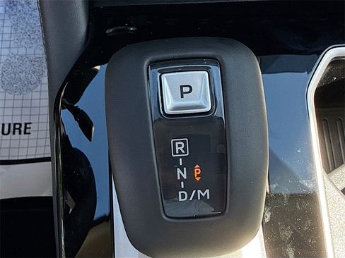 New 2026 Mitsubishi Outlander SE image 17