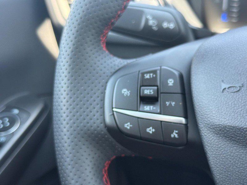 Used 2023 Ford Escape ST-Line w/ Tech Pack #1 AWD/4WD image 19