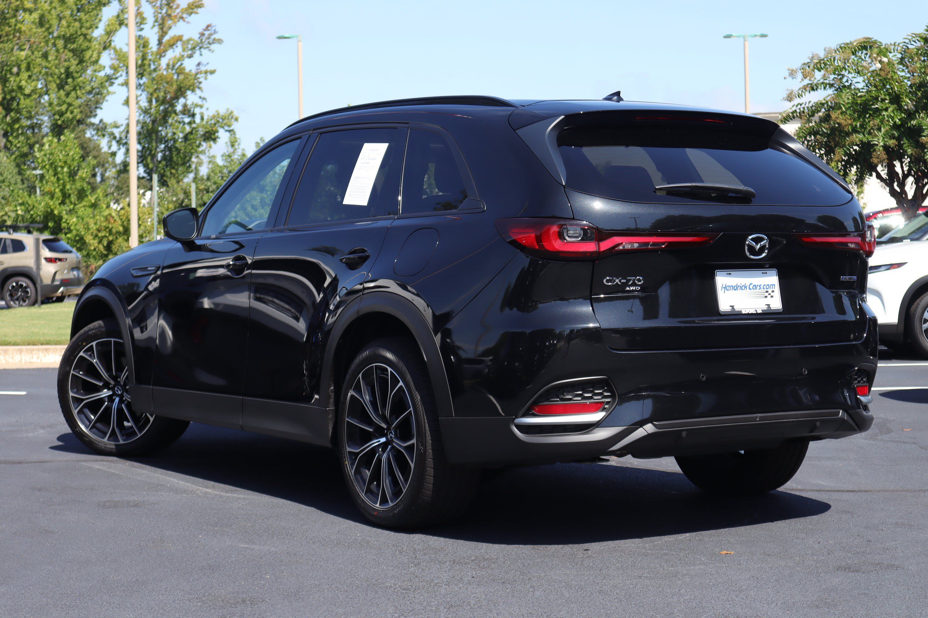Certified 2025 MAZDA CX-70 Plug-In Hybrid w/ Premium Pkg AWD/4WD image 3