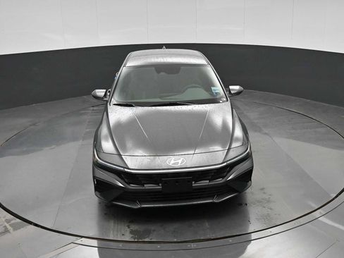 New 2026 Hyundai Elantra SE FWD image 23