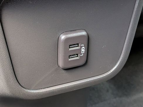 Used 2023 GMC Terrain SLE w/ Driver Convenience Package AWD/4WD image 30