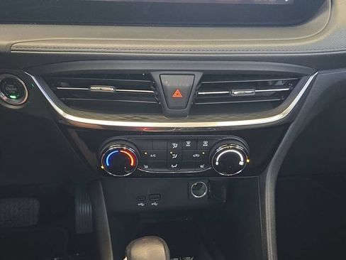 Used 2024 Buick Encore GX Sport Touring w/ Comfort Package FWD image 18