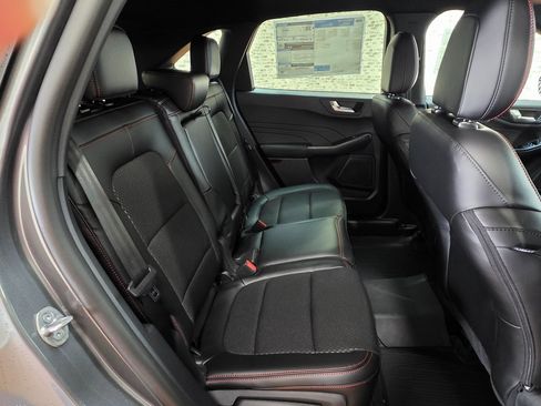 New 2026 Ford Escape ST-Line w/ Tech Pack #1 image 17