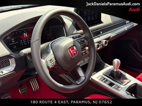 Used 2025 Honda Civic Type R image 10