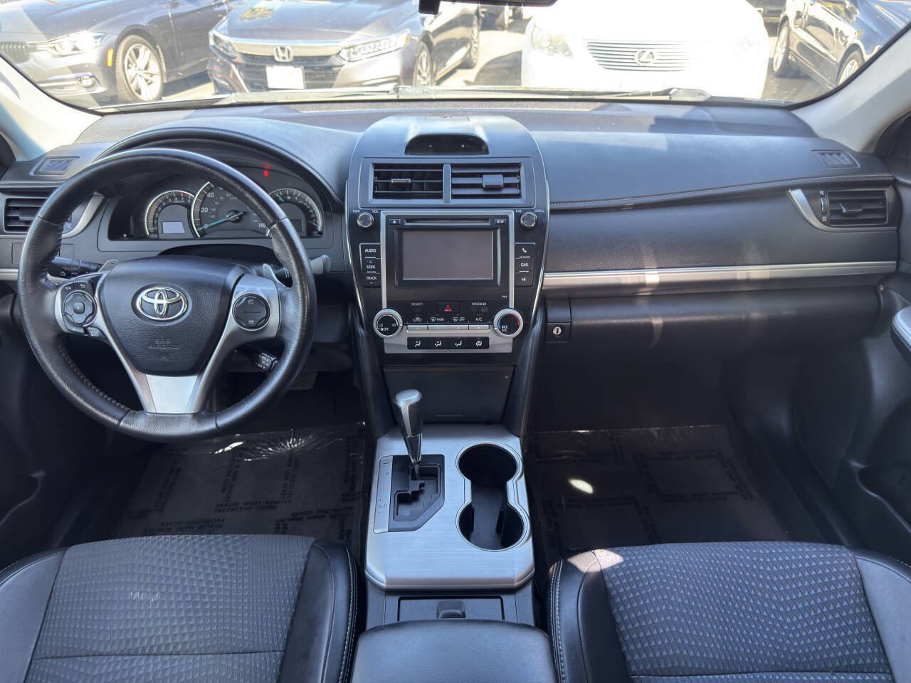 Used 2012 Toyota Camry SE FWD image 15