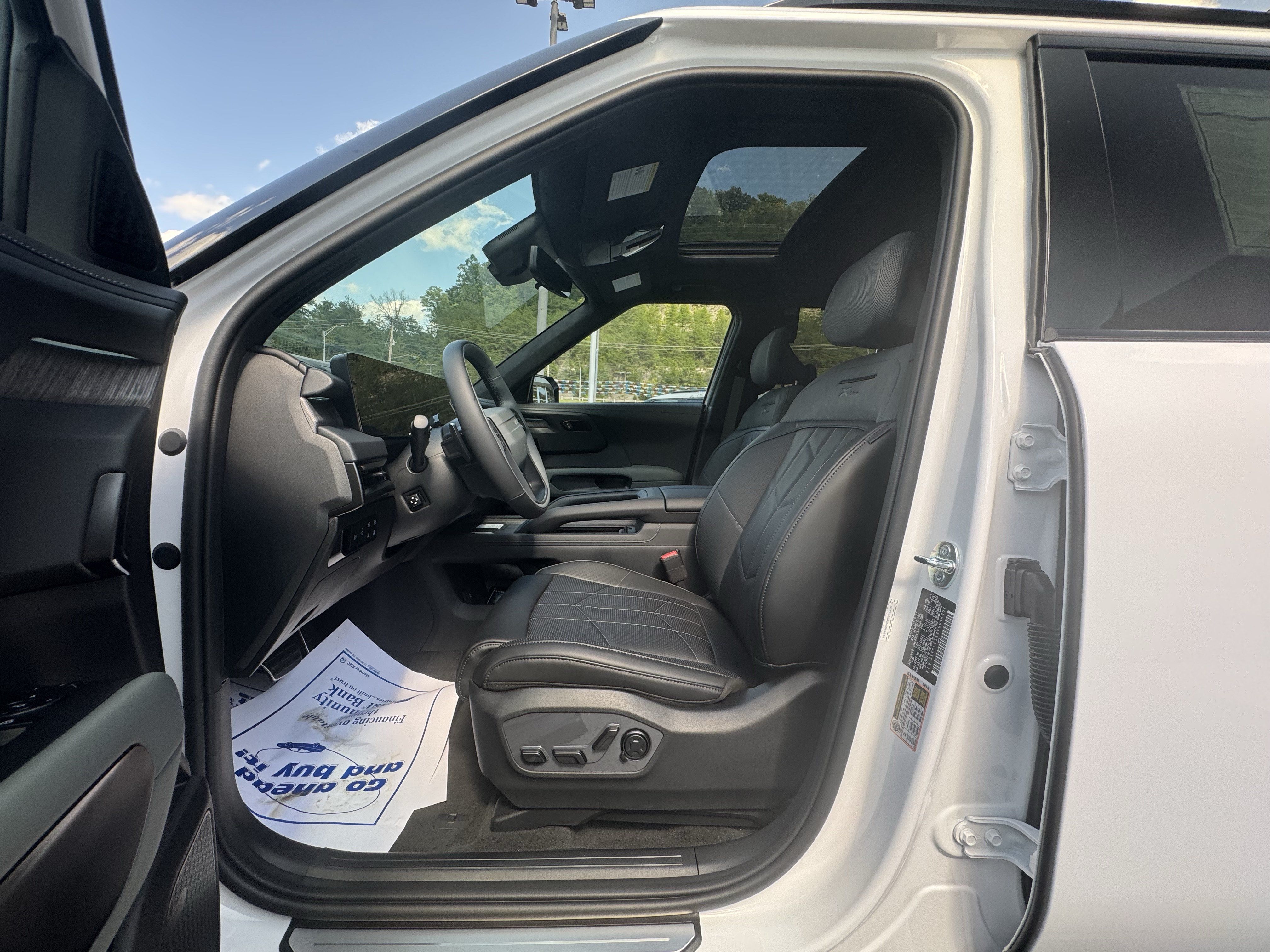 New 2027 Kia Telluride X-Line SX Prestige AWD/4WD image 12